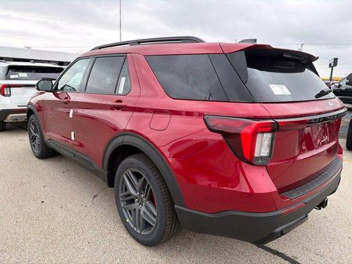 Ruby Red Metallic Tinted Clearcoat 2027 Ford Explorer ST-Line