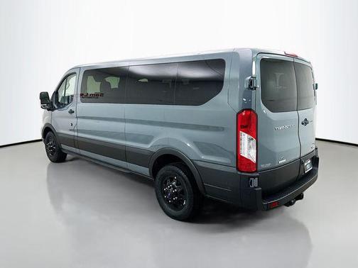 2025 Ford Transit-350 XLT