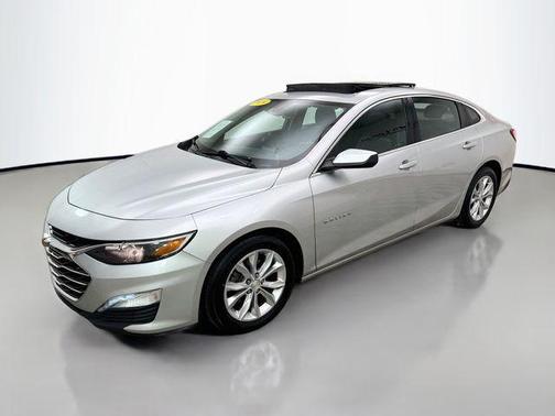 Silver 2019 Chevrolet Malibu LT