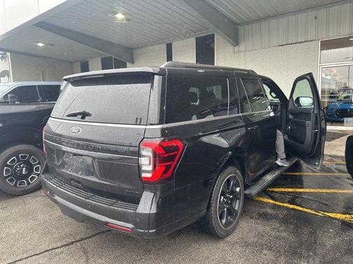 Agate Black Metallic 2022 Ford Expedition Max Limited