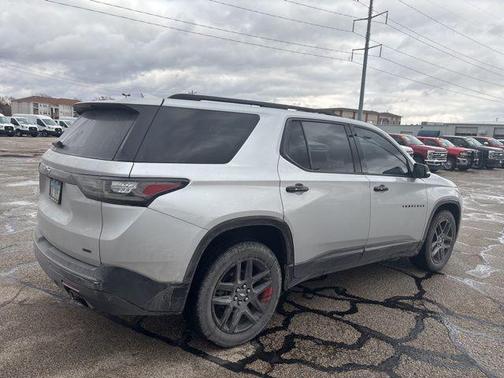 2021 Chevrolet Traverse Premier