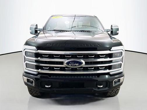 2023 Ford F-350 Platinum