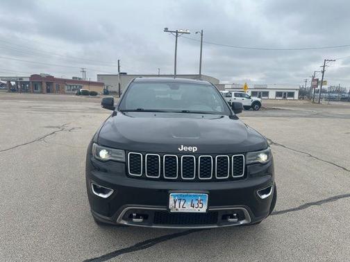 2018 Jeep Grand Cherokee Sterling Edition