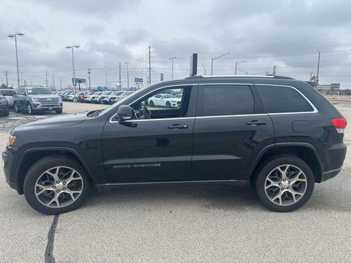 2018 Jeep Grand Cherokee Sterling Edition