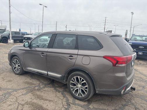 2018 Mitsubishi Outlander SE