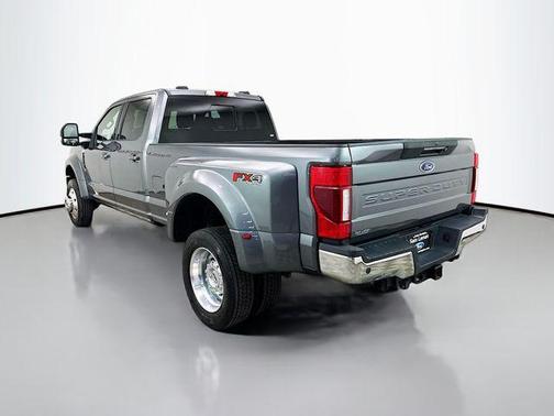 2022 Ford F-450 Lariat