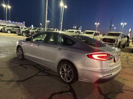 2019 Ford Fusion SEL