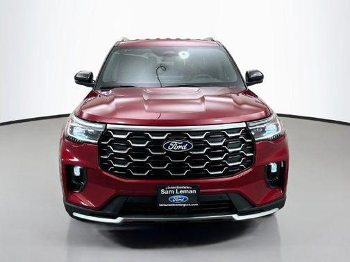 Ruby Red Metallic Tinted Clearcoat 2027 Ford Explorer Platinum