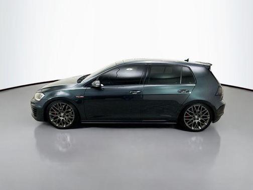 2017 Volkswagen Golf GTI 2.0T SE 4-Door