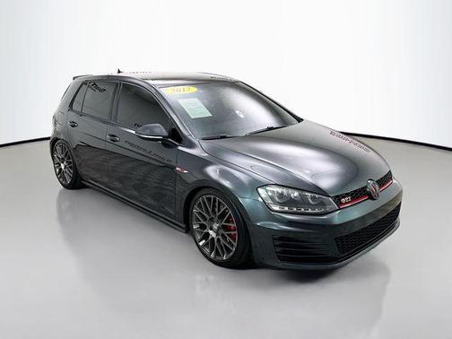 2017 Volkswagen Golf GTI 2.0T SE 4-Door