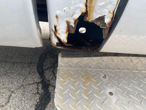 White 2004 Ford F-250 XL