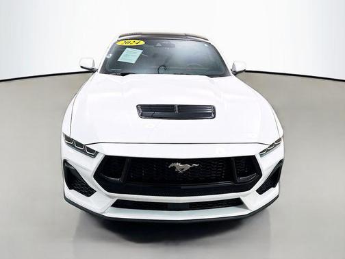 Oxford White 2024 Ford Mustang GT Premium