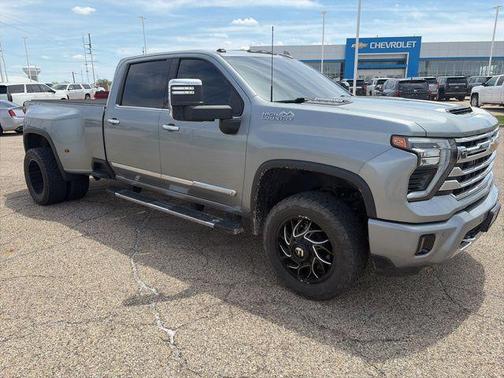 Sterling Gray Metallic 2024 Chevrolet Silverado 3500 High Country
