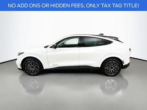 Star White Metallic Tri-Coat 2026 Ford Mustang Mach-E Premium