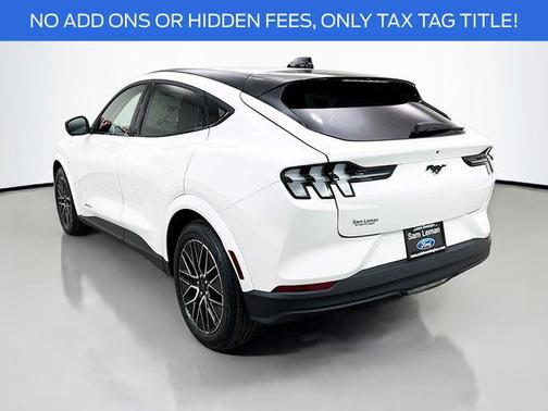 Star White Metallic Tri-Coat 2026 Ford Mustang Mach-E Premium