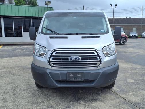 2017 Ford Transit-350 XLT