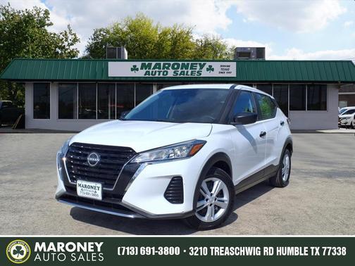 2023 Nissan Kicks S