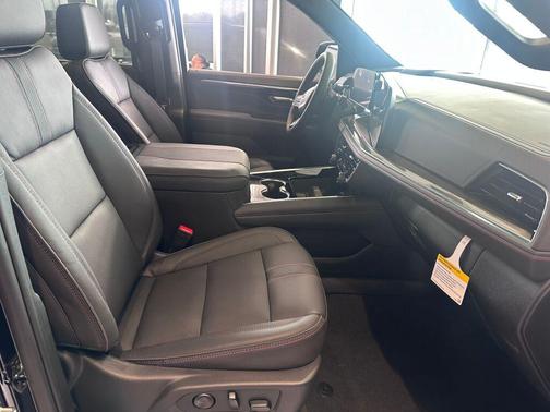 2026 Chevrolet Tahoe 4WD RST