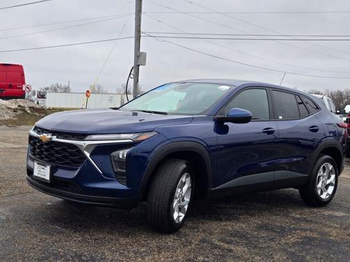 2024 Chevrolet Trax LS