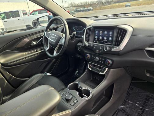 Downpour Metallic 2024 GMC Terrain SLT