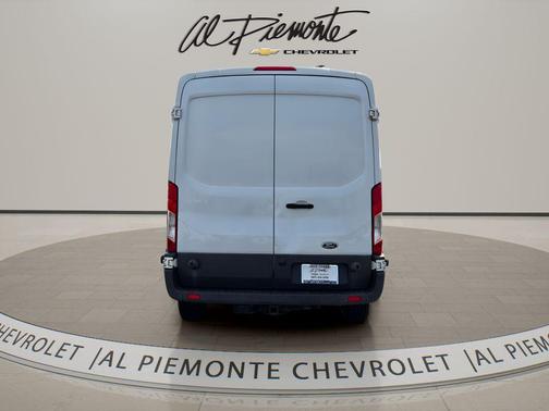 2017 Ford Transit-250 Base