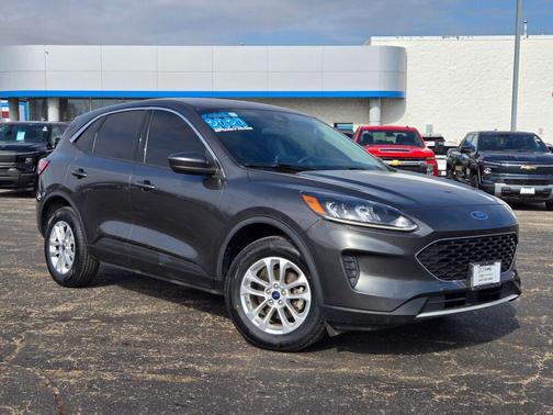 Magnetic Metallic 2020 Ford Escape SE