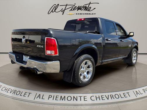 Brilliant Black Crystal Pearlcoat 2015 RAM 1500 Laramie