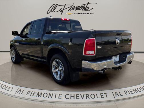 Brilliant Black Crystal Pearlcoat 2015 RAM 1500 Laramie