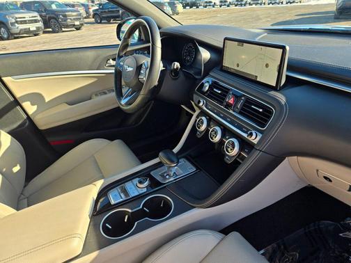 2023 Genesis G70 2.0T AWD