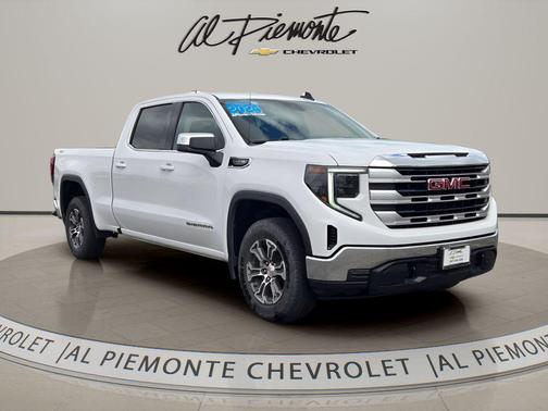 Summit White 2024 GMC Sierra 1500 SLE
