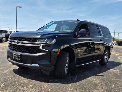 2023 Chevrolet Suburban LS