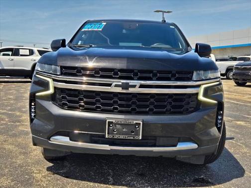 2023 Chevrolet Suburban LS