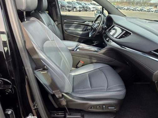 2022 Buick Enclave AWD Premium