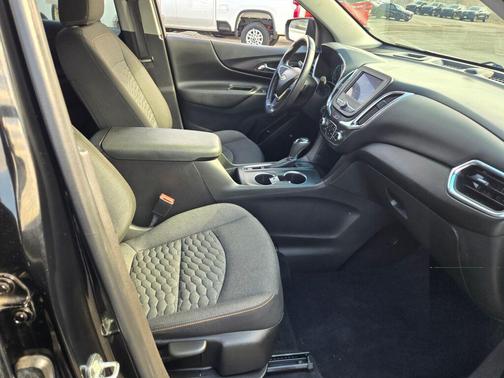 Mosaic Black Metallic 2021 Chevrolet Equinox 1LT