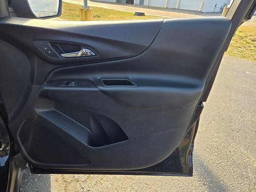 Mosaic Black Metallic 2021 Chevrolet Equinox 1LT