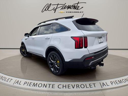 Glacial White Pearl 2023 Kia Sorento EX