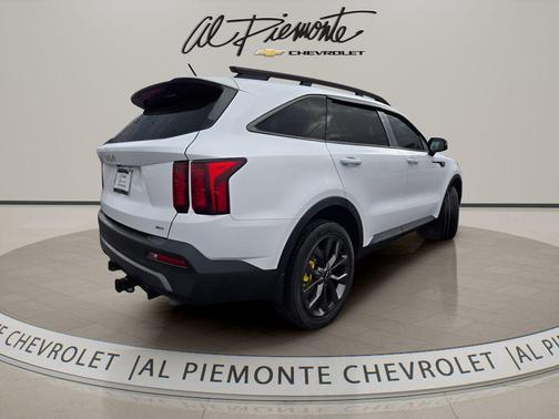 Glacial White Pearl 2023 Kia Sorento EX