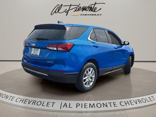 Riptide Blue Metallic 2024 Chevrolet Equinox 1LT