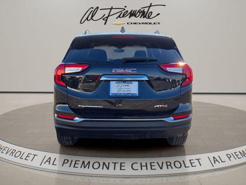 Ebony Twilight Metallic 2024 GMC Terrain AT4