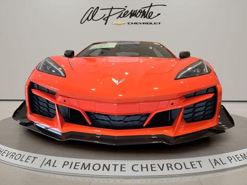 Sebring Orange Tintcoat 2026 Chevrolet Corvette Z06