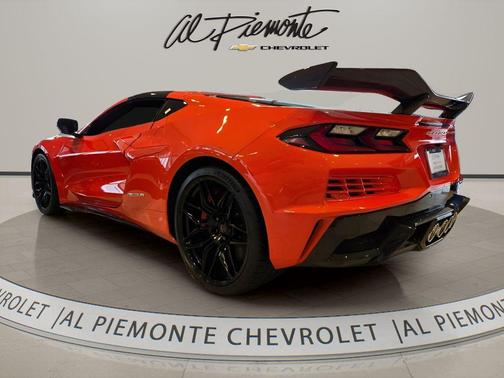 Sebring Orange Tintcoat 2026 Chevrolet Corvette Z06