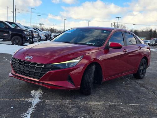 2021 Hyundai ELANTRA SEL