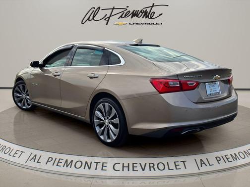 Sandy Ridge Metallic 2018 Chevrolet Malibu Premier