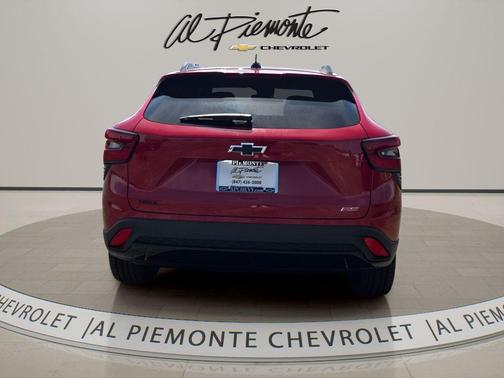 Apex Red 2026 Chevrolet Trax FWD 2RS