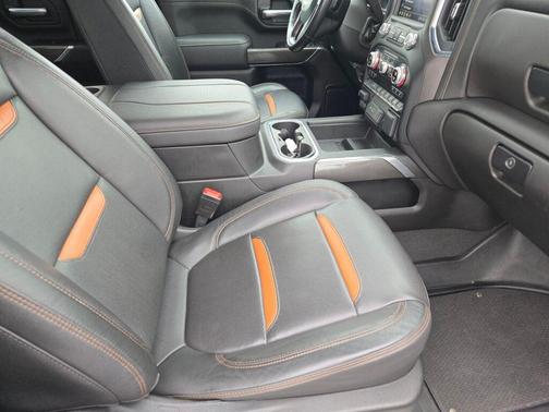 2023 GMC Sierra 2500 AT4
