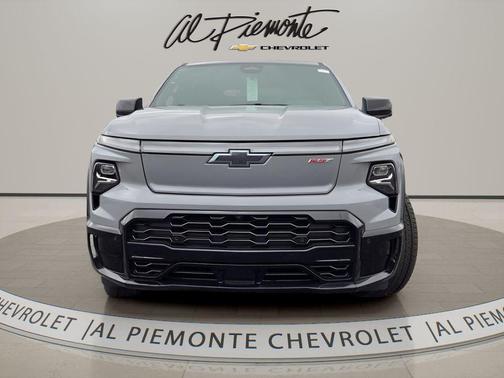 Slate Gray Metallic 2025 Chevrolet Silverado EV RST