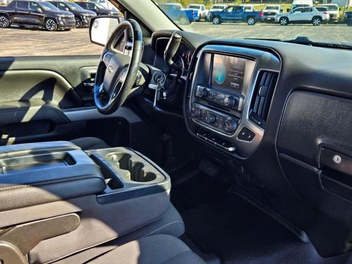 2018 Chevrolet Silverado 1500 2LT