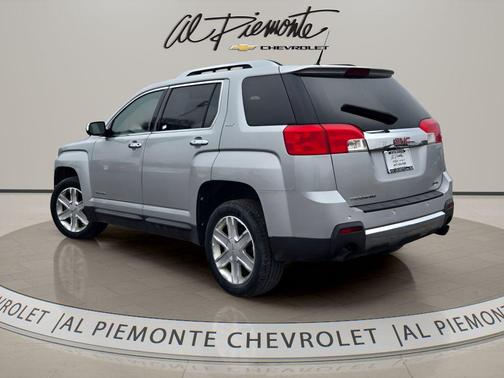 Quicksilver Metallic 2011 GMC Terrain SLT-2