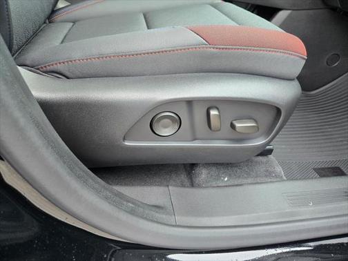 2025 Chevrolet Equinox FWD RS