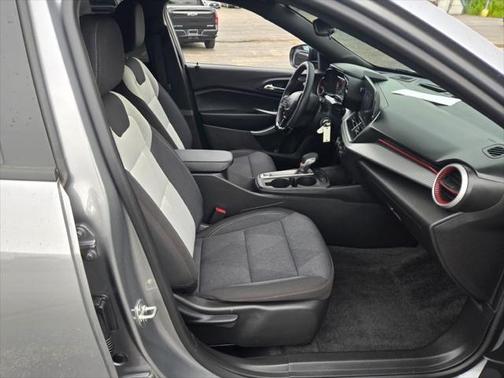 2025 Chevrolet Trax FWD 1RS